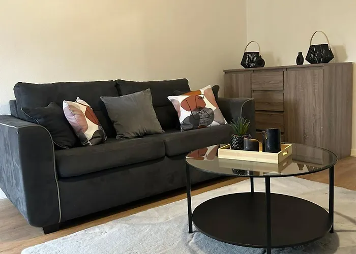 Proche Du Metro Et Universite 툴루즈