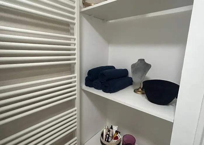 아파트 Proche Du Metro Et Universite