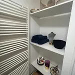 Apartament Proche Du Metro Et Universite