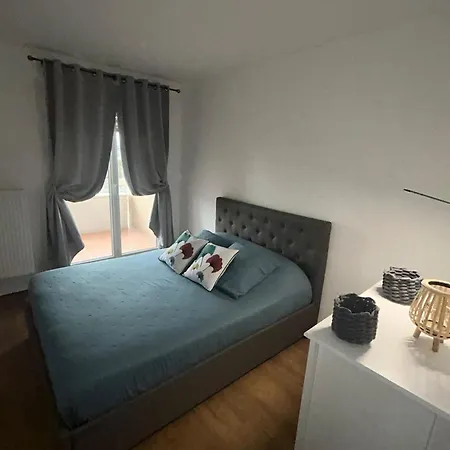 Apartman Proche Du Metro Et Universite